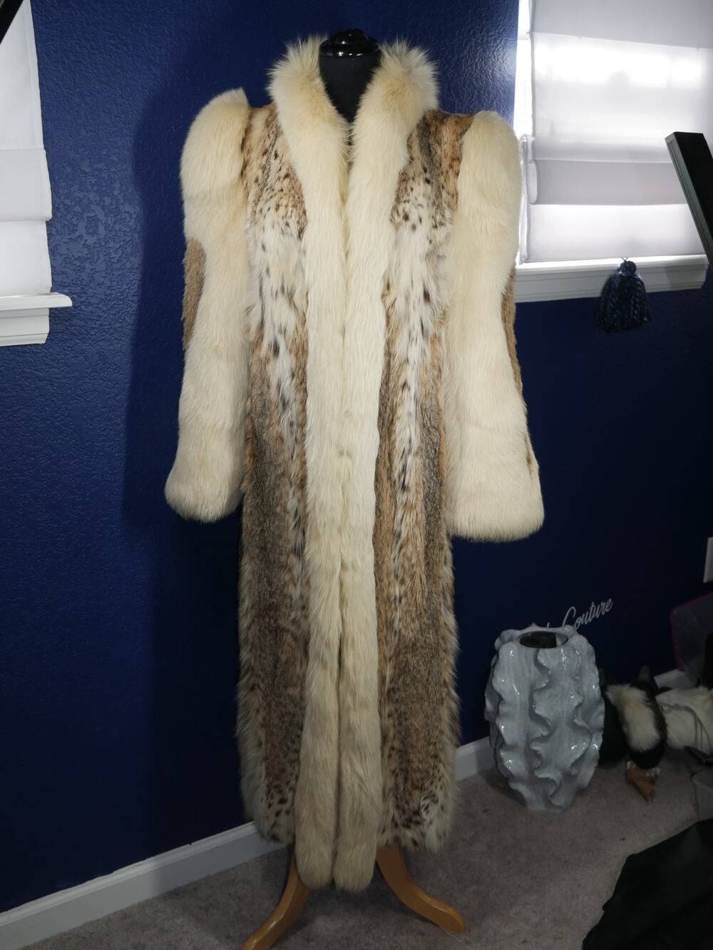 Beautiful Vintage Bobcat Lynx & Blush Fox Fur Coat